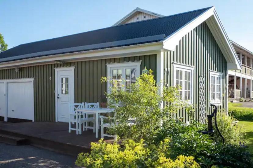 Lilla Groena Huset Pa Garden Хернёсанд Экстерьер фото