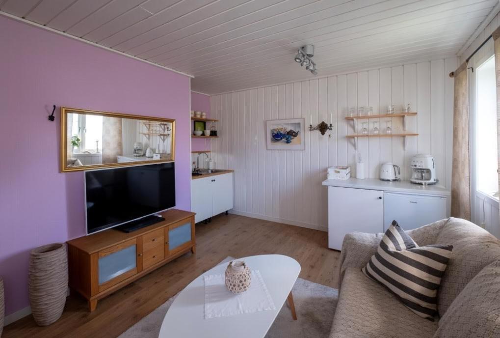 Lilla Groena Huset Pa Garden Хернёсанд Экстерьер фото